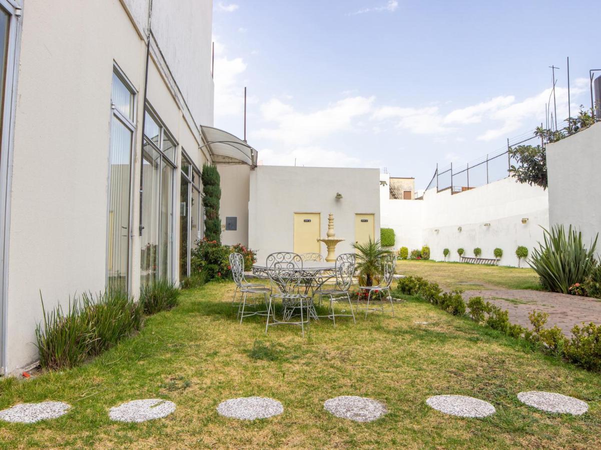 Capital O Hotel Villa Monini プエブラ エクステリア 写真