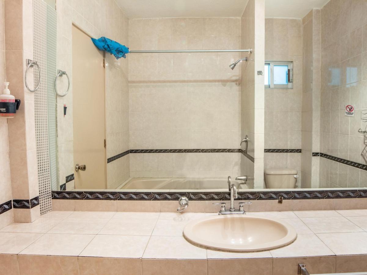 Capital O Hotel Villa Monini プエブラ エクステリア 写真